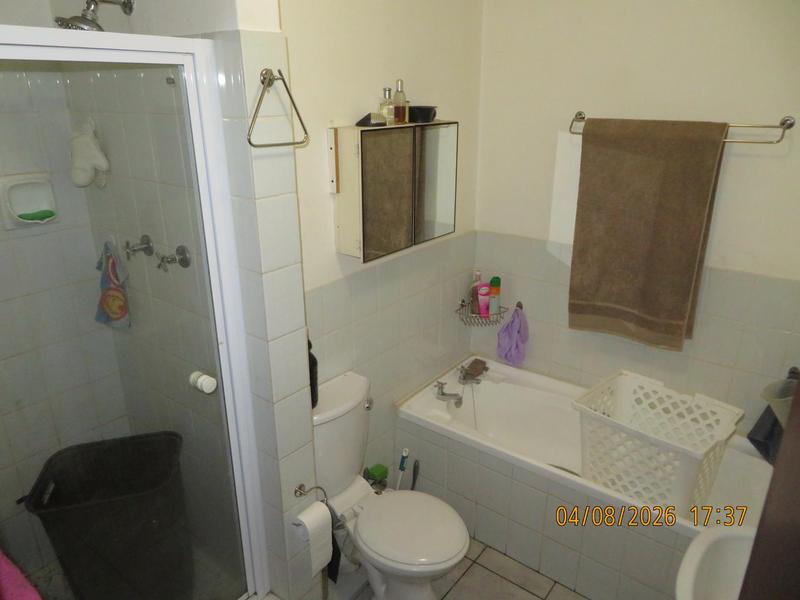 2 Bedroom Property for Sale in Silver Oaks Western Cape